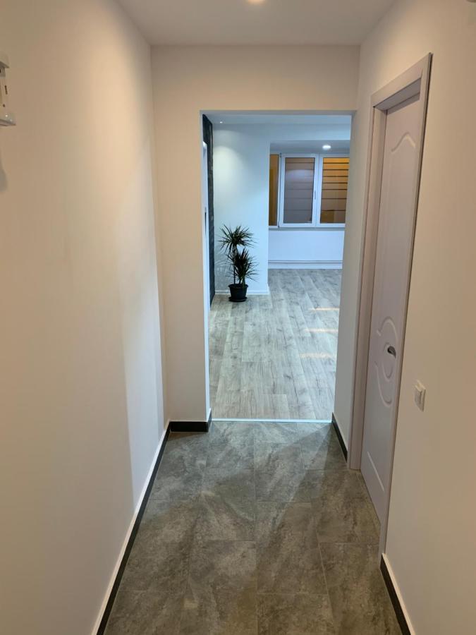 Apartment City Center Piteşti Exteriér fotografie